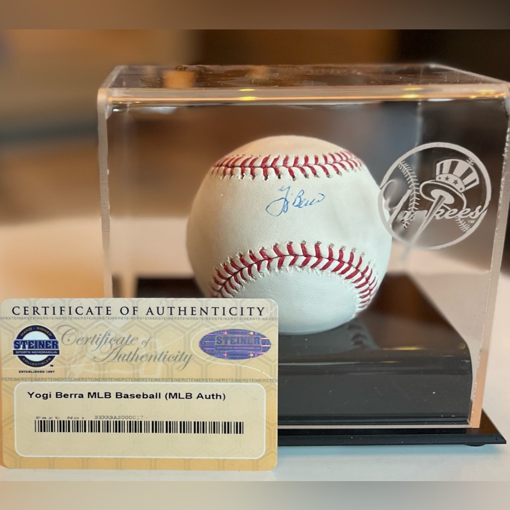 YOGI BERRA AUTHENTIC SIGNED BASEBALL, PAPERS & STICKERS, HALL OF FAMER ⚾️⚾️⚾️